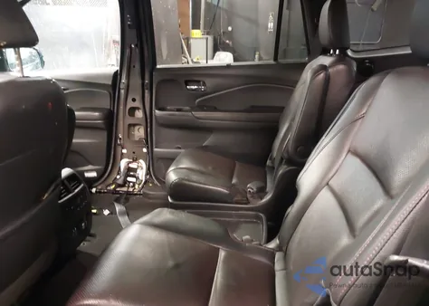 2021 Honda Pilot Black z USA, uszkodzony, nr VIN 5FNYF6H7XMB074197